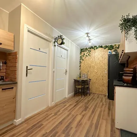 Homestay Superfly 10 Min To Old Town Gdansk,pkp & Shopping Mall